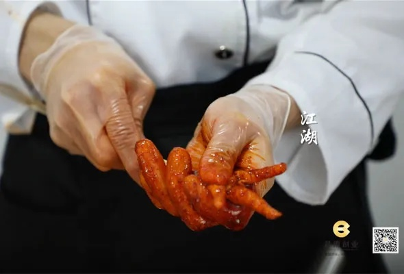 百度热门推荐，探索鸡爪美食文化，美味与健康并存！