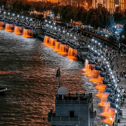 独家揭秘，上海三十年旅游攻略图——深度游遍魔都的绝佳指南