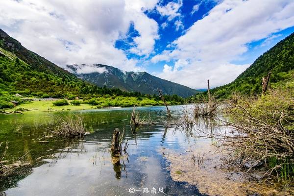 康定雨季旅游攻略，探索雨季独特魅力，畅游美景不打烊！