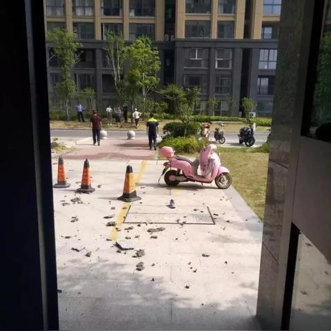 常州重大跳楼事件深度关注，新闻头条全面解析