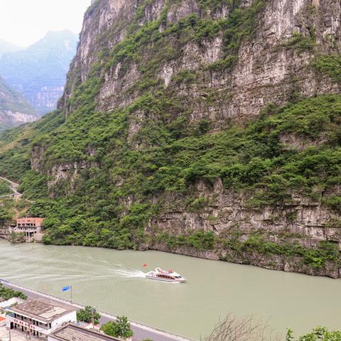 乐山旅游复苏全新攻略，探寻魅力乐山，开启旅游新篇章体验