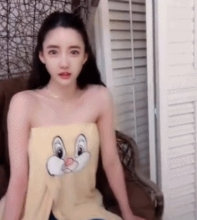 动图美女惊艳亮相，百度搜一搜，美女风采尽收眼底
