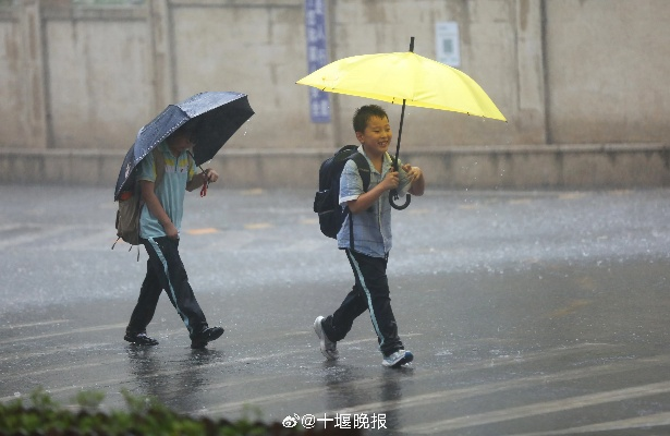 十堰暴雨实时更新，最新雨情报道